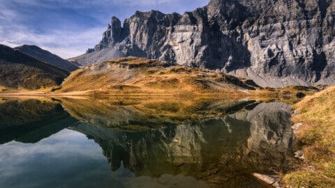 mon beau miroir reflet de la chaine des fiz dans le lac d'anterne